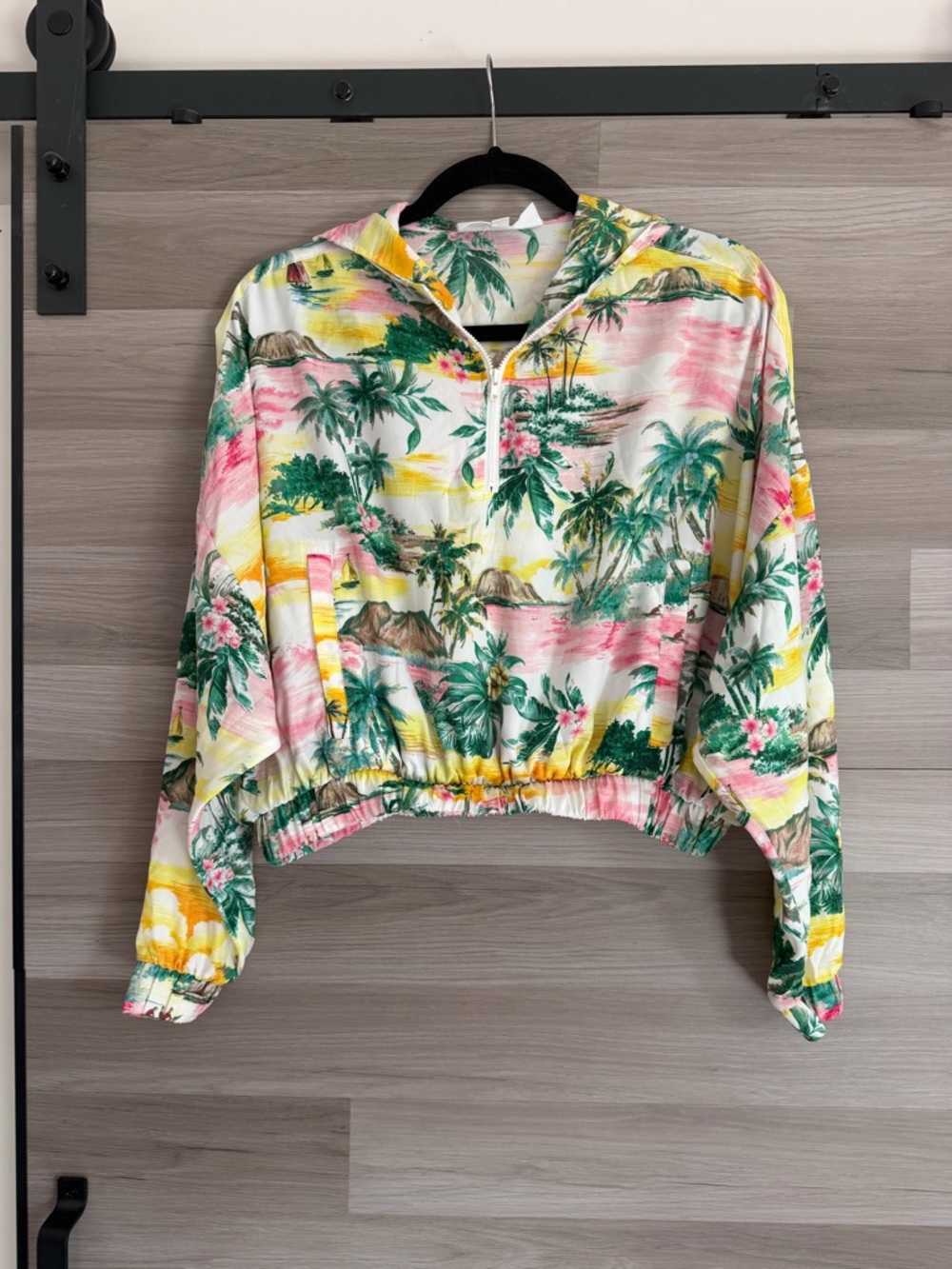 BB Dakota by Steve Madden Palm Tree Sunset Cropped Half-Zip Hoodie, Size S